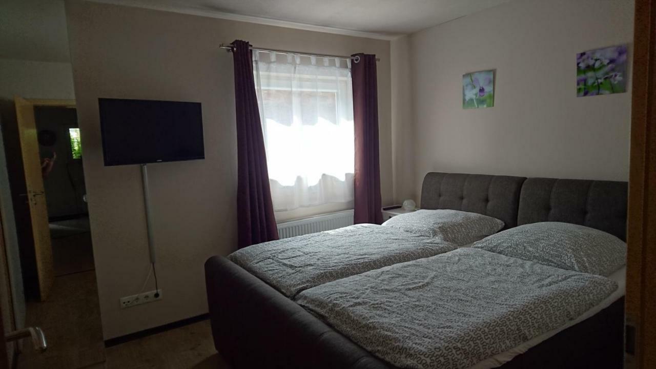 Ferienwohnung Loreley Weisel Esterno foto